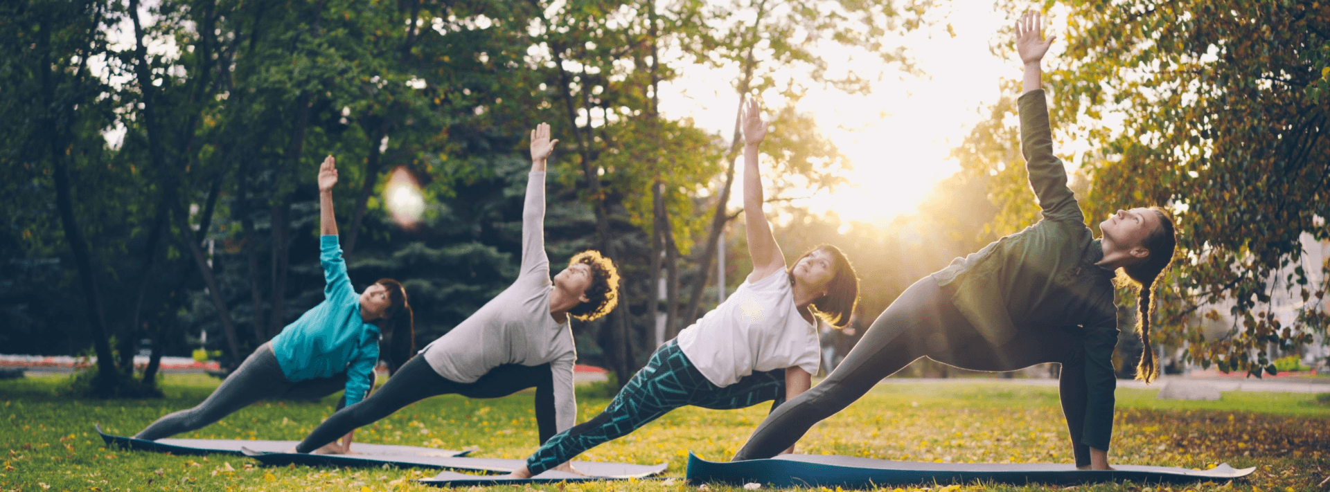Yoga_Move the Summer_Web